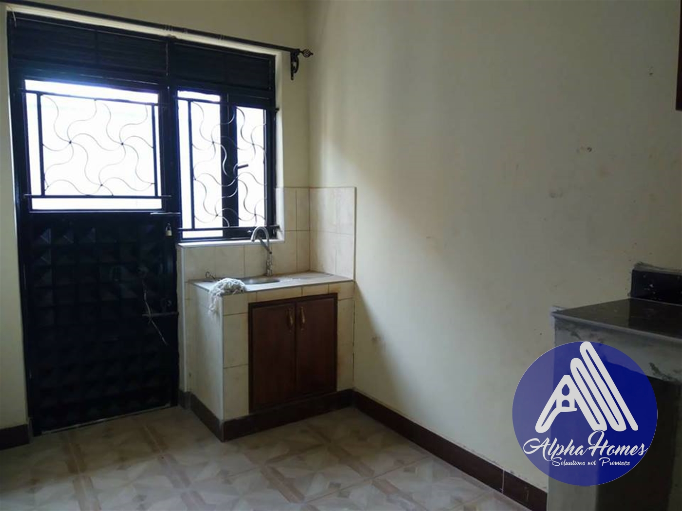 Semi Detached for rent in Kyanja Kampala