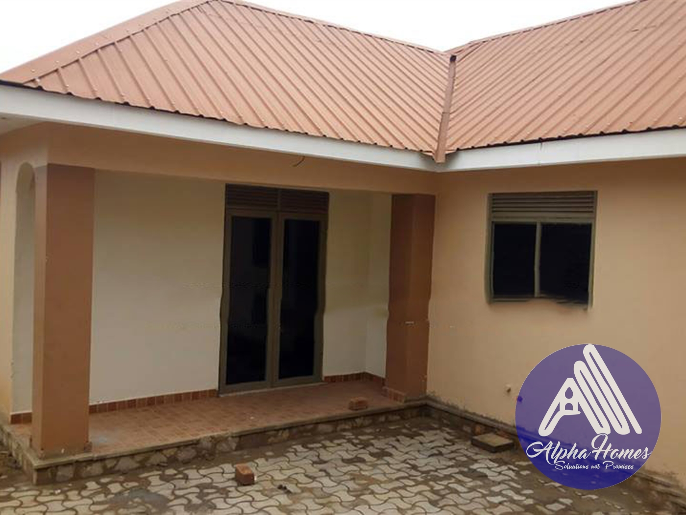 Semi Detached for rent in Bweyogerere Wakiso