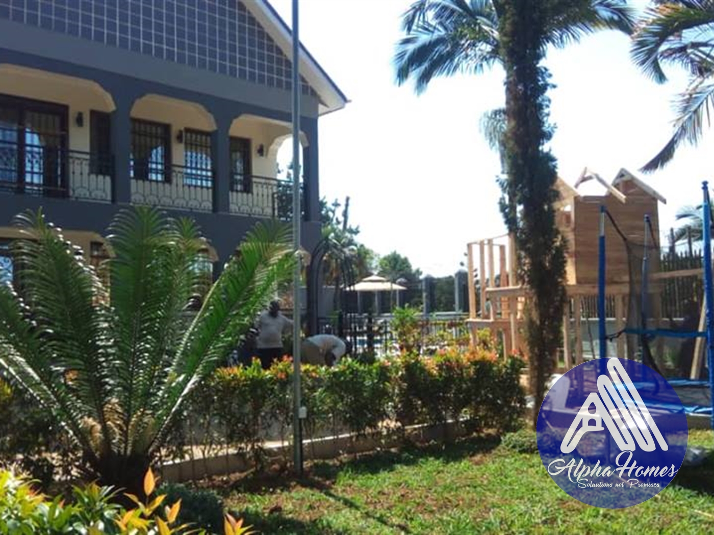 Mansion for sale in Naguru Wakiso