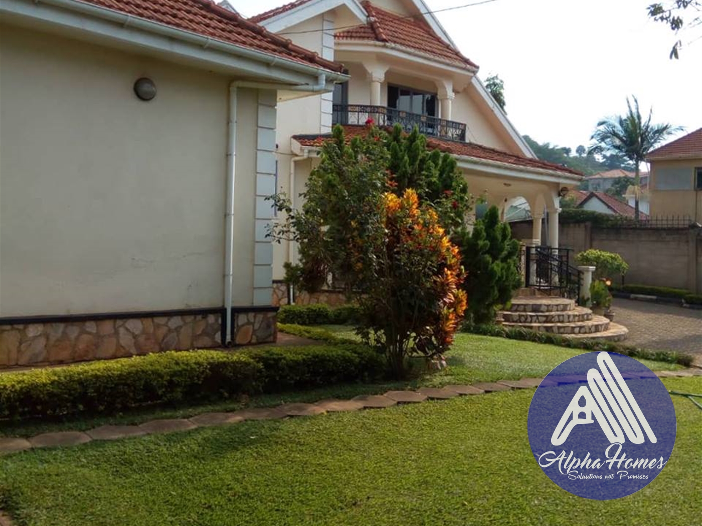 Mansion for sale in Munyonyo Kampala