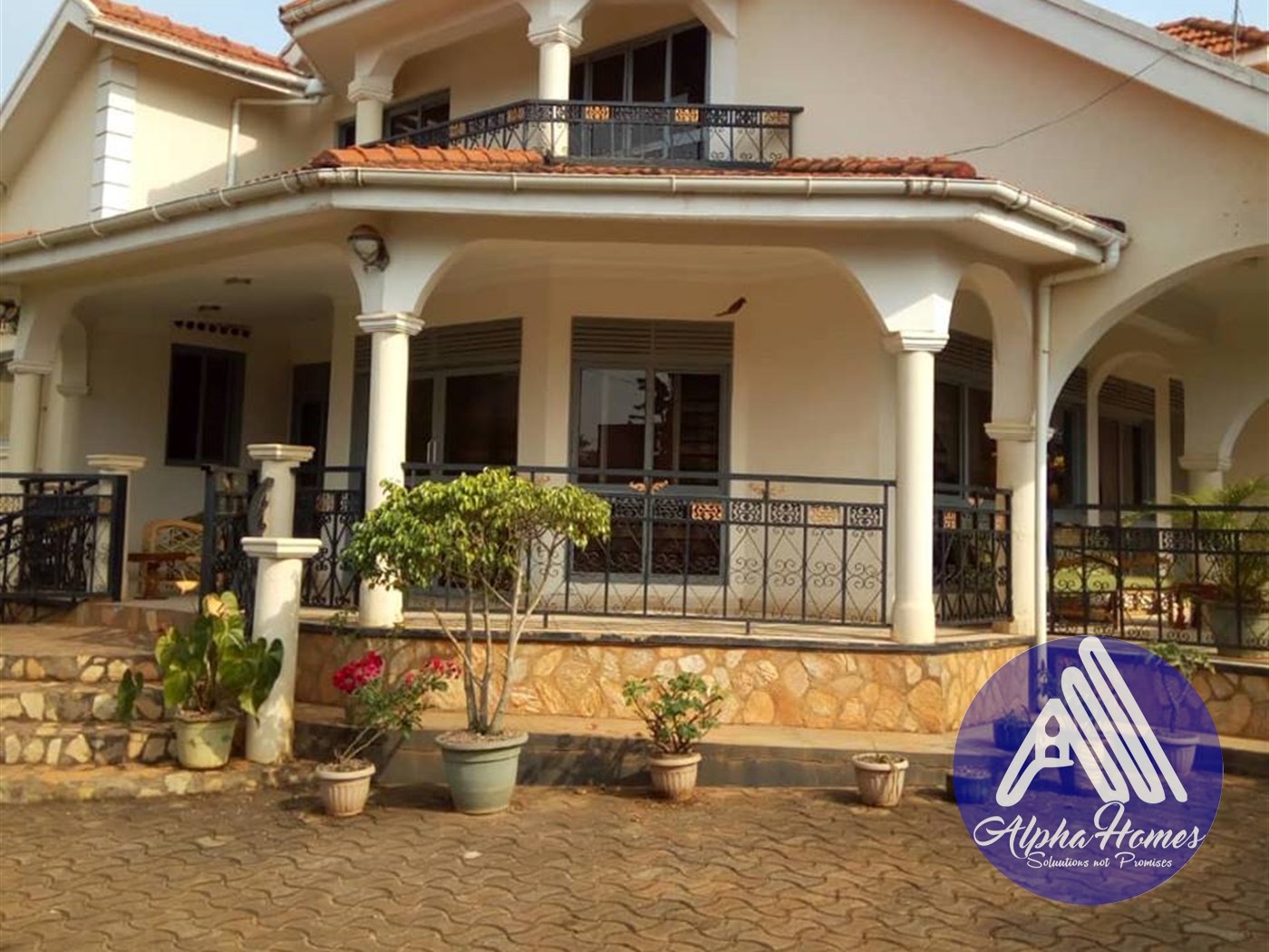 Mansion for sale in Munyonyo Kampala