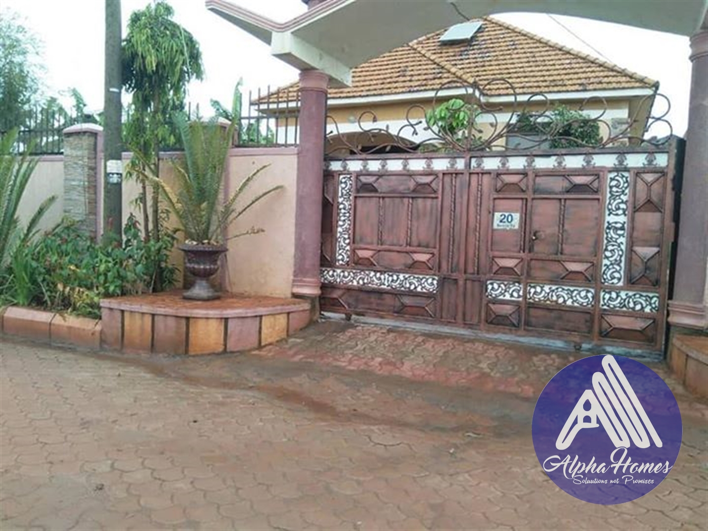 Semi Detached for sale in Entebbe Yumbe