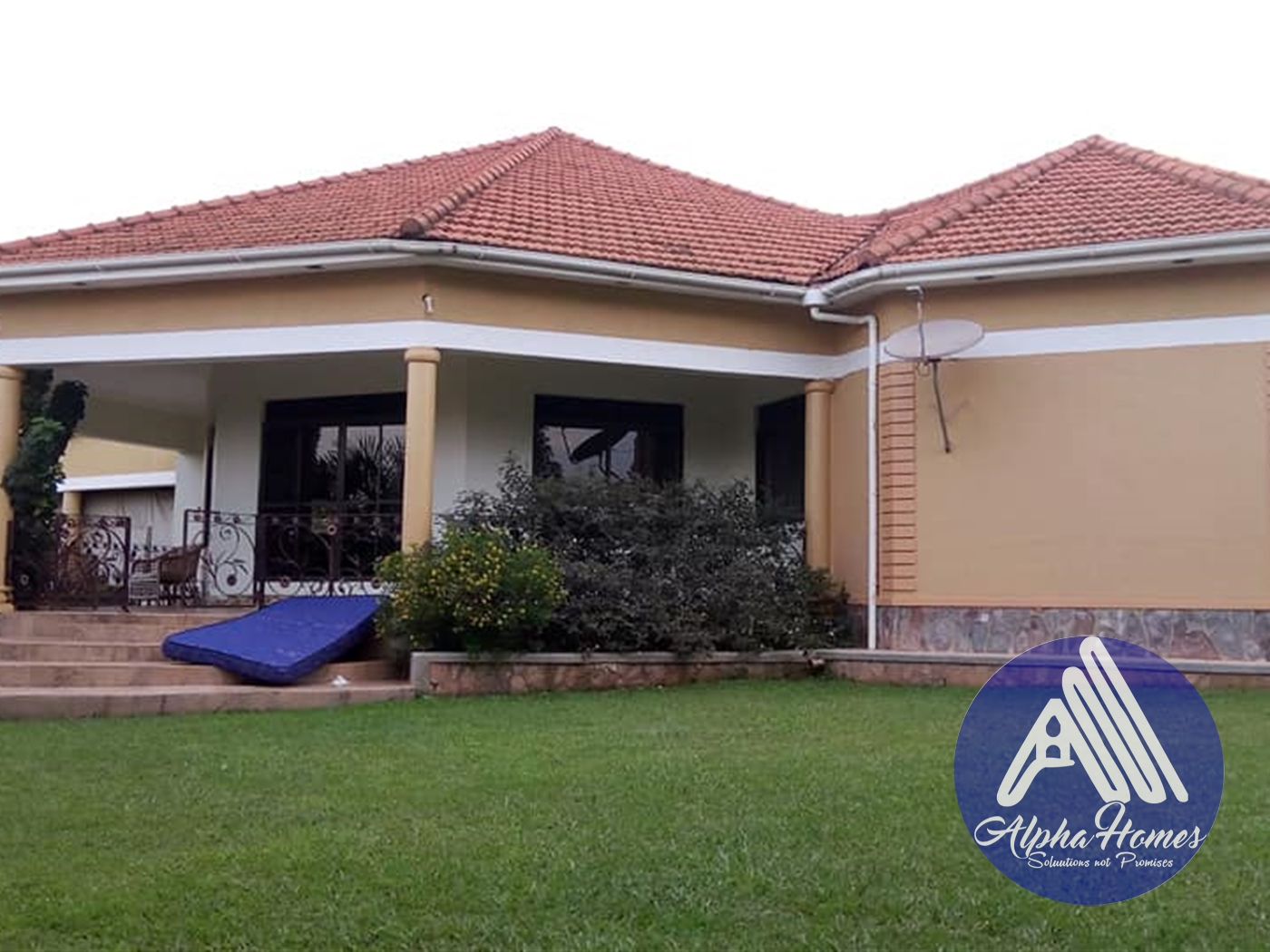 Bungalow for sale in Bweyogerere Wakiso