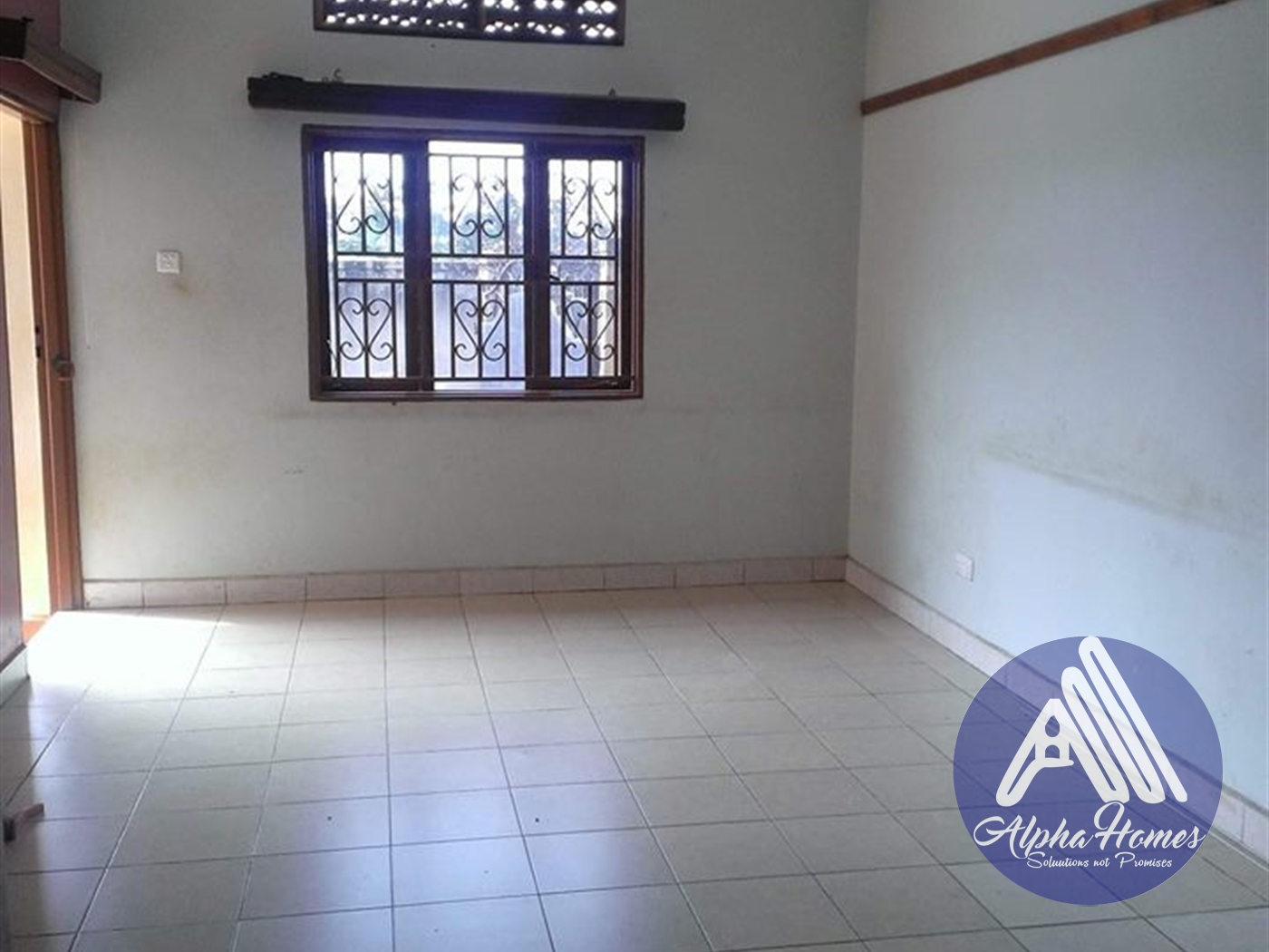 Semi Detached for rent in Kisaasi Kampala