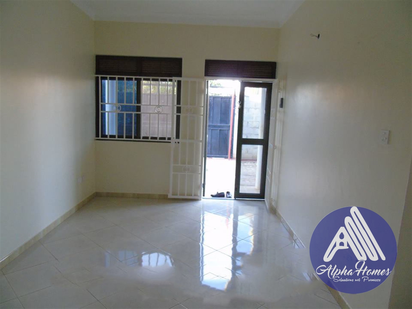 Semi Detached for rent in Kira Kampala