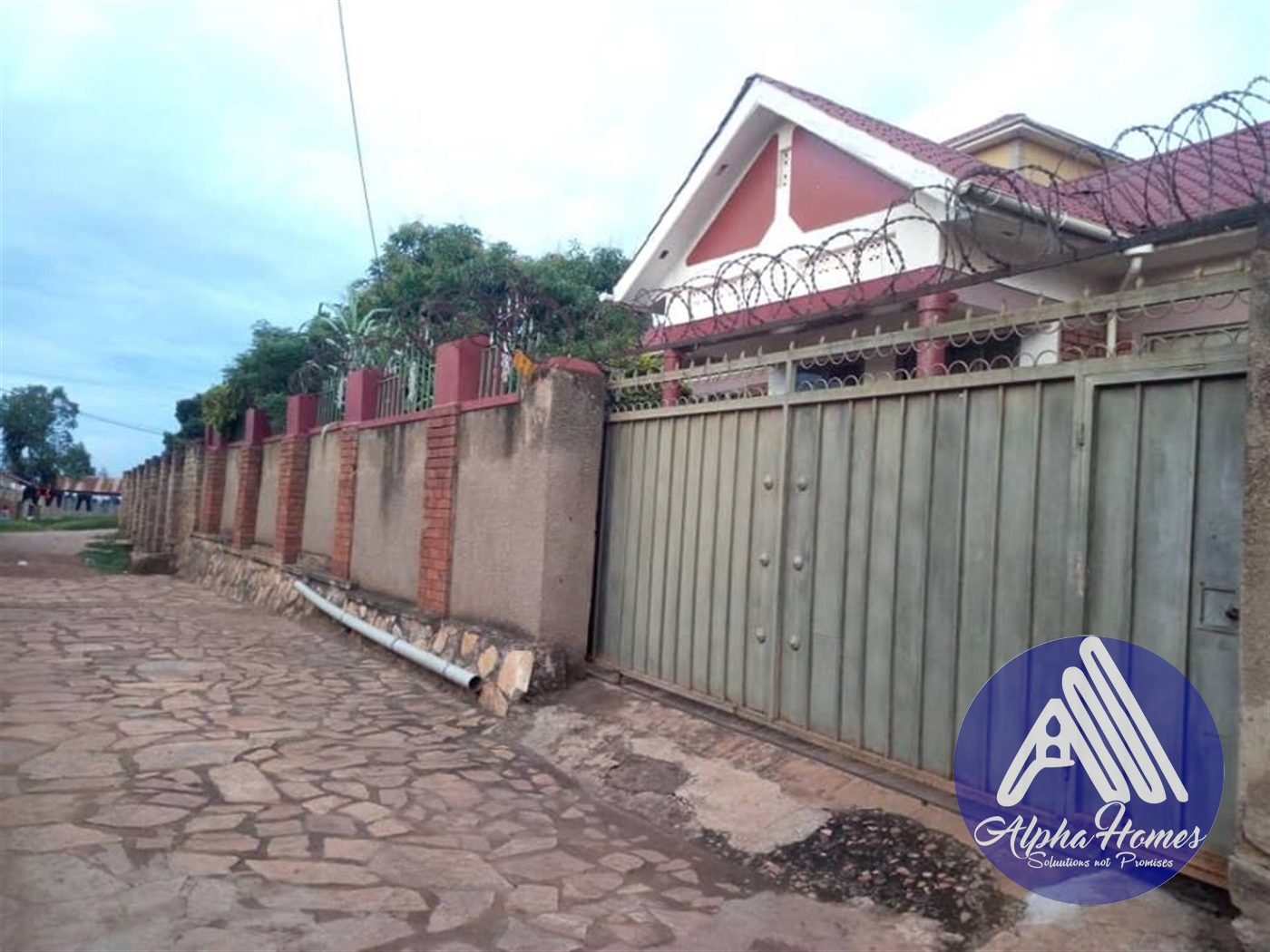 Apartment for sale in Kiwaatule Kampala