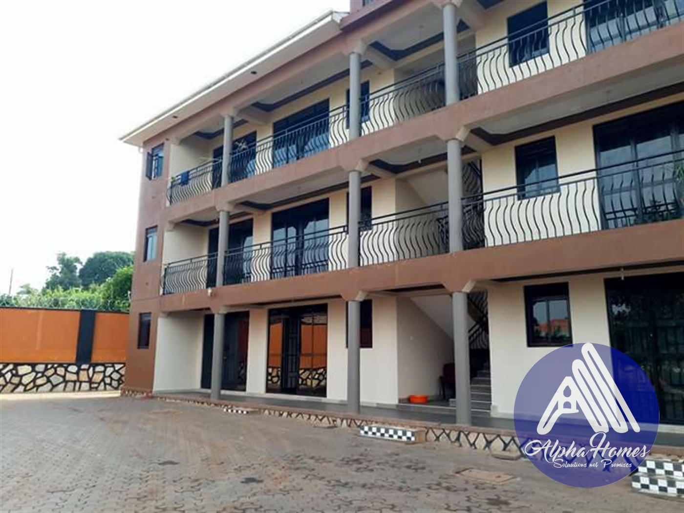 Apartment for rent in Kisaasi Kampala