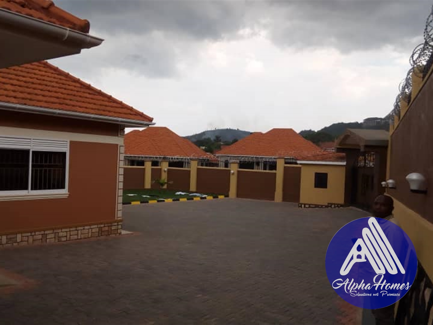 Bungalow for sale in Kitende Wakiso