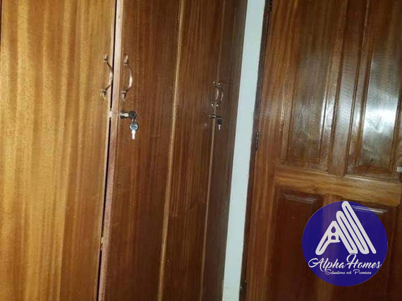 Semi Detached for rent in Kisaasi Kampala