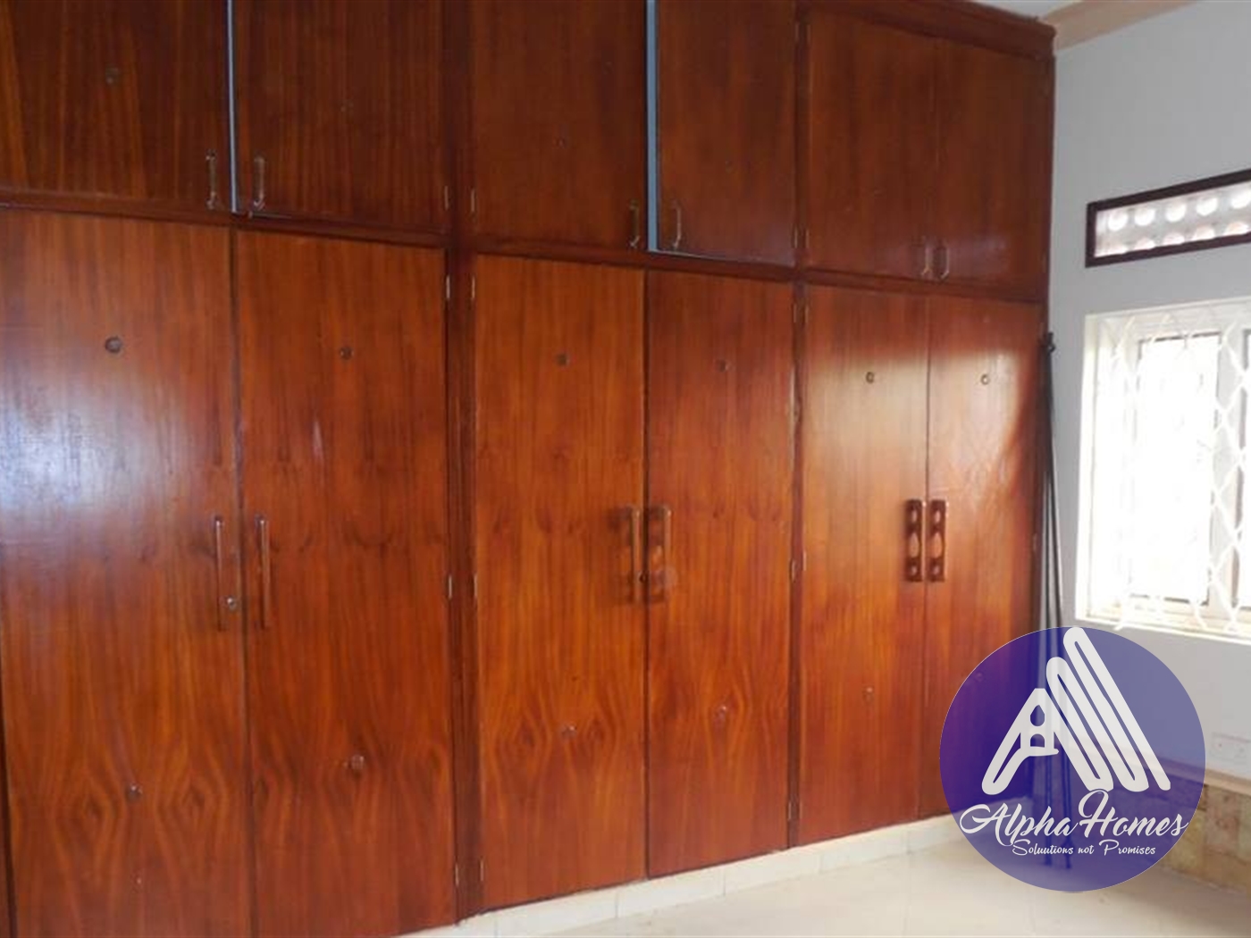 Apartment for rent in Namugongo Wakiso