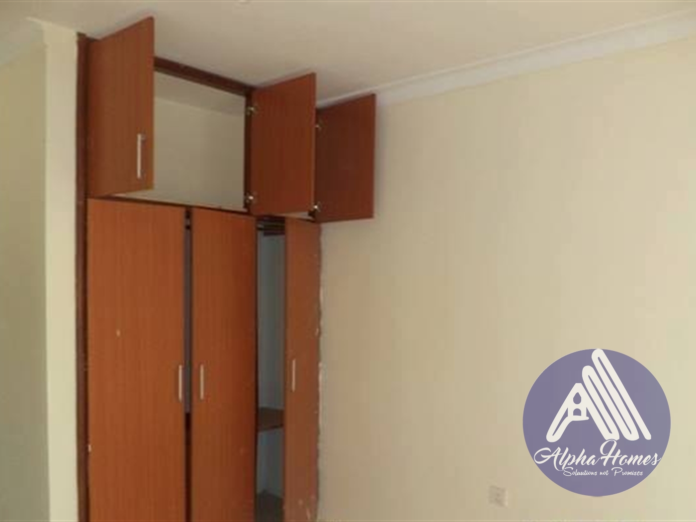 Apartment for rent in Kisaasi Kampala