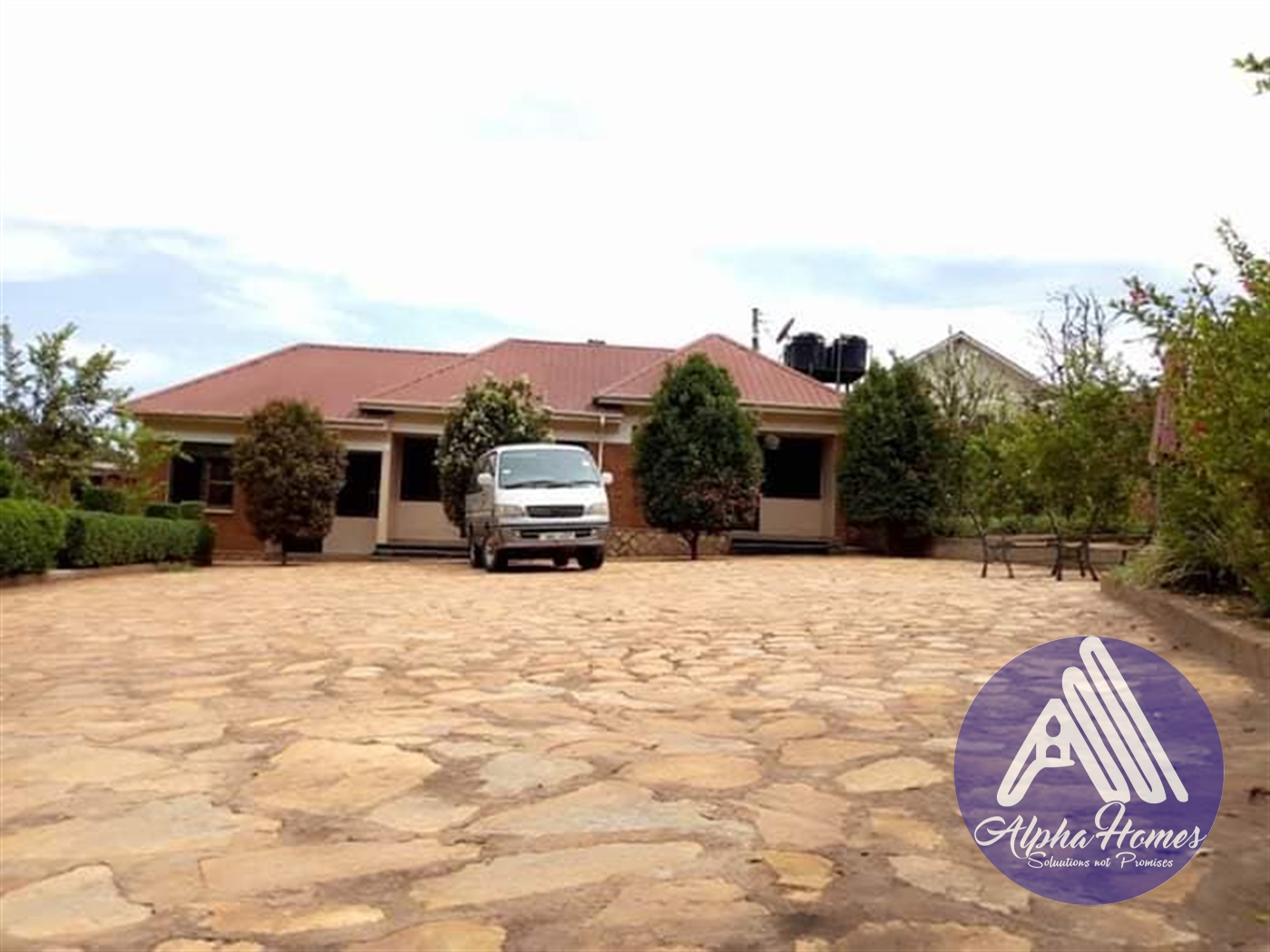 Semi Detached for rent in Kyanja Kampala