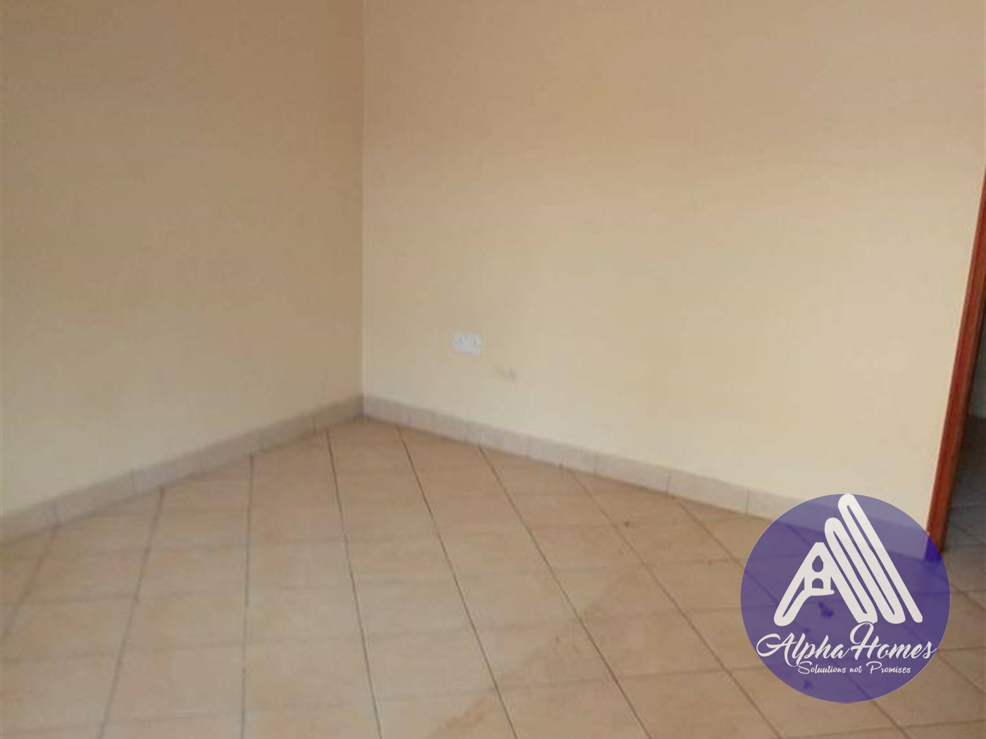 Semi Detached for rent in Kisaasi Kampala