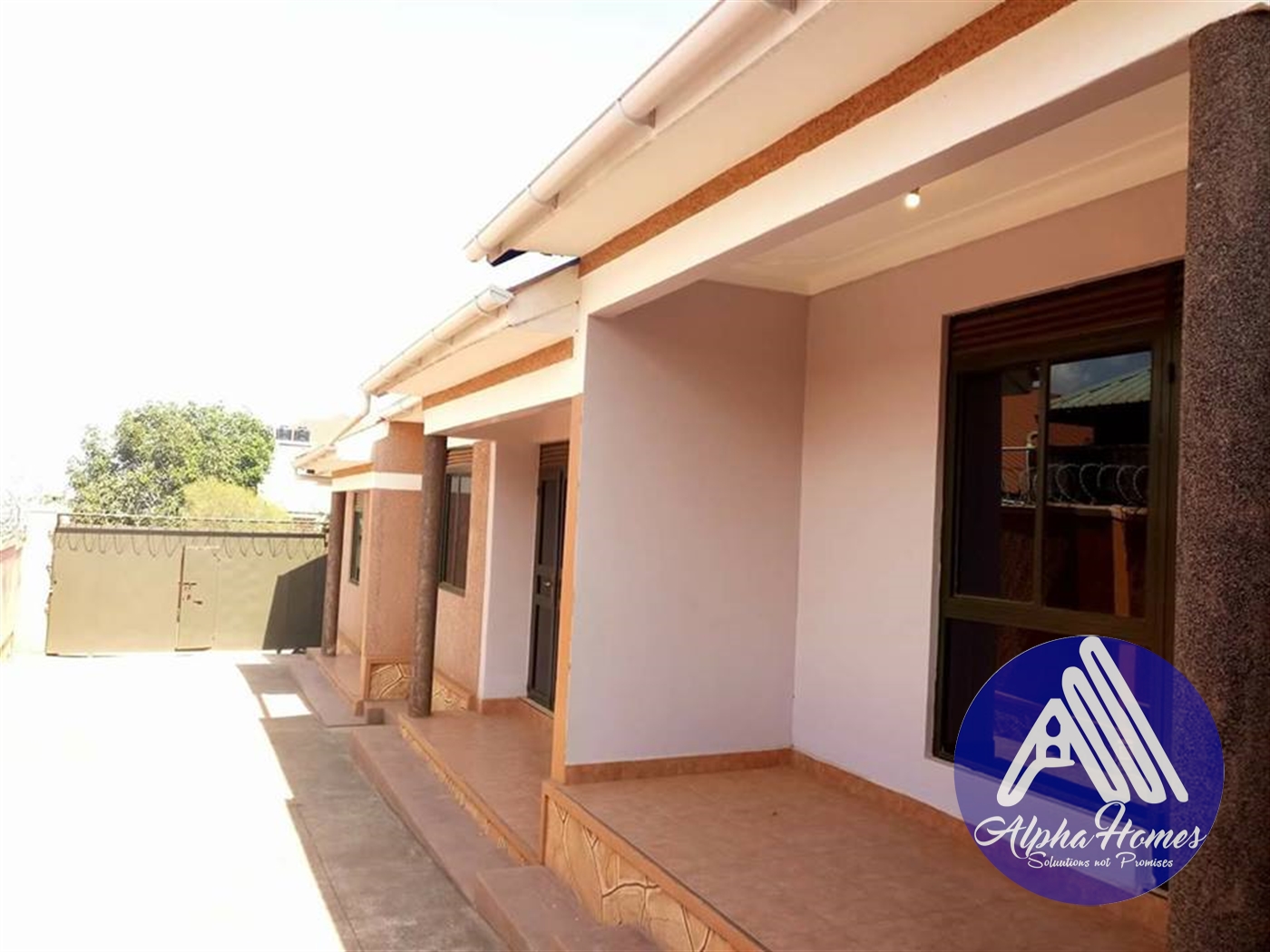 Semi Detached for rent in Kisaasi Kampala