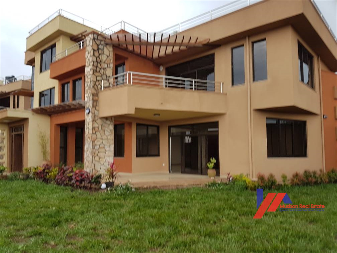 Mansion for sale in Munyonyo Kampala