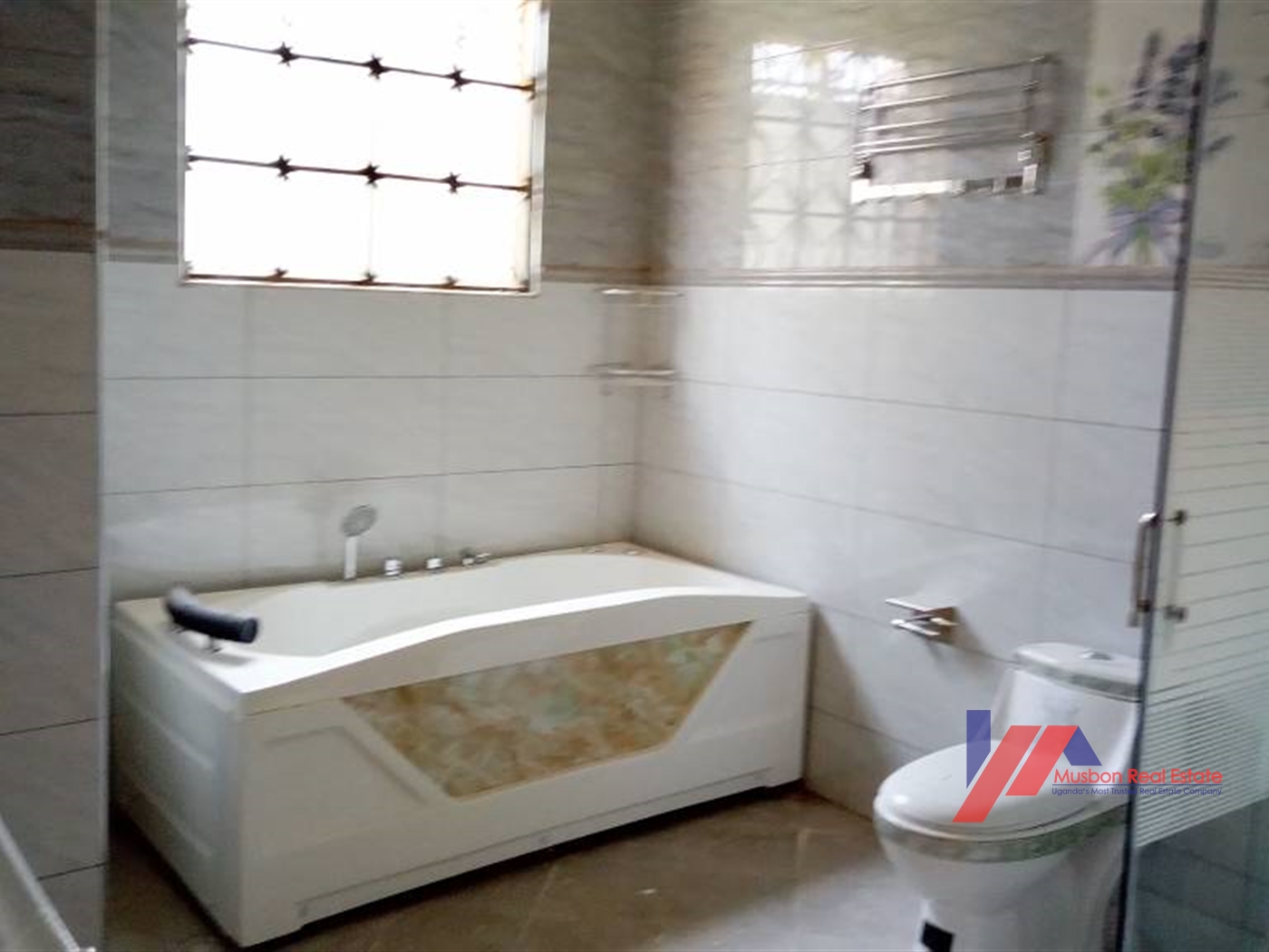 Maisonette for sale in Kitende Wakiso