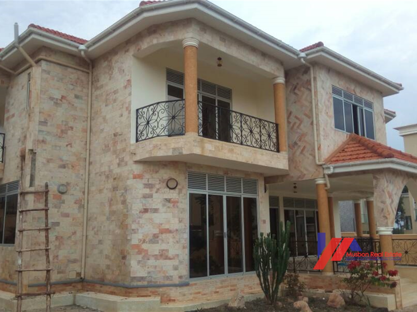 Mansion for sale in Munyonyo Kampala