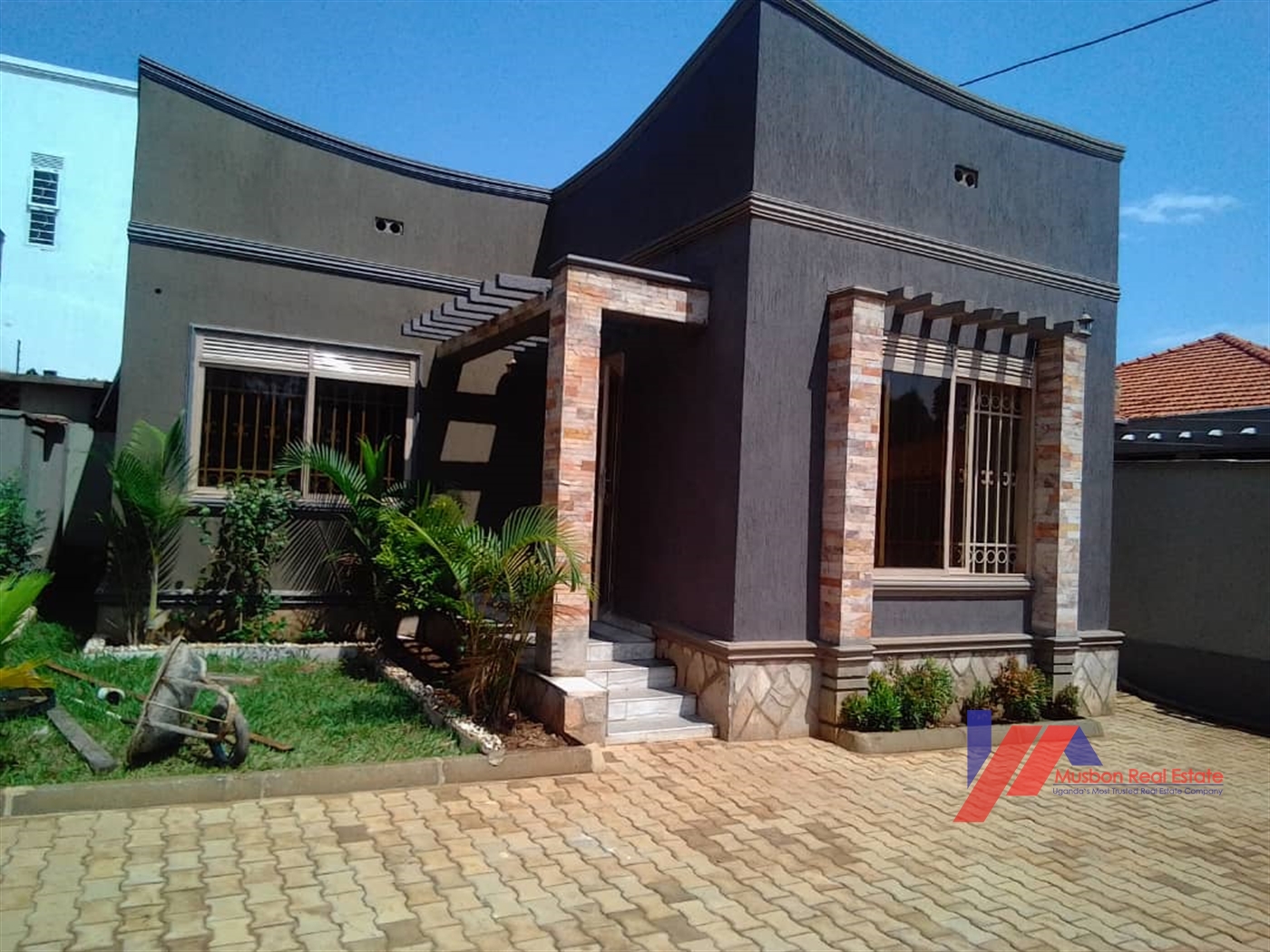 Bungalow for sale in Kiwaatule Kampala