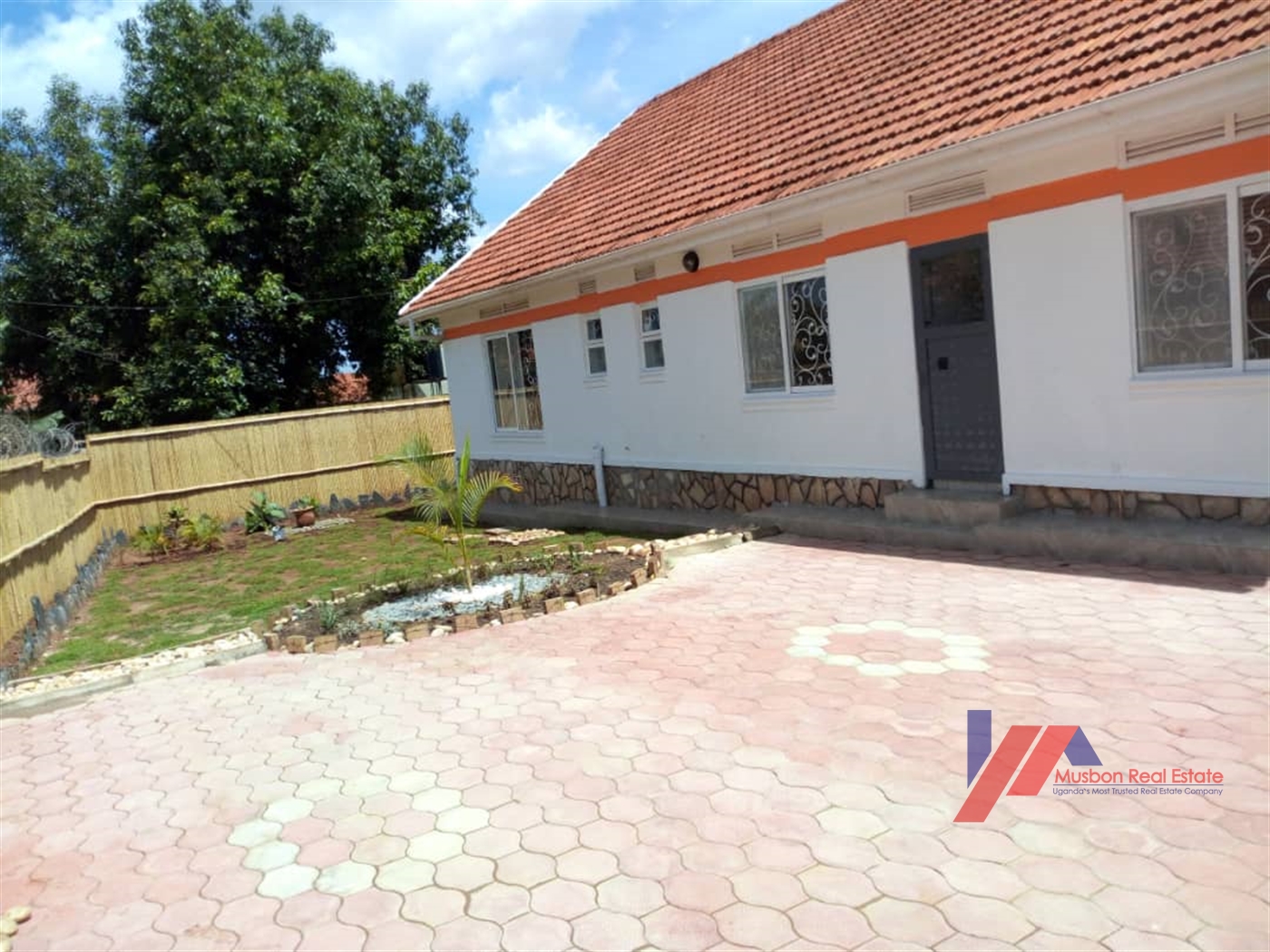 Bungalow for sale in Bukoto Kampala