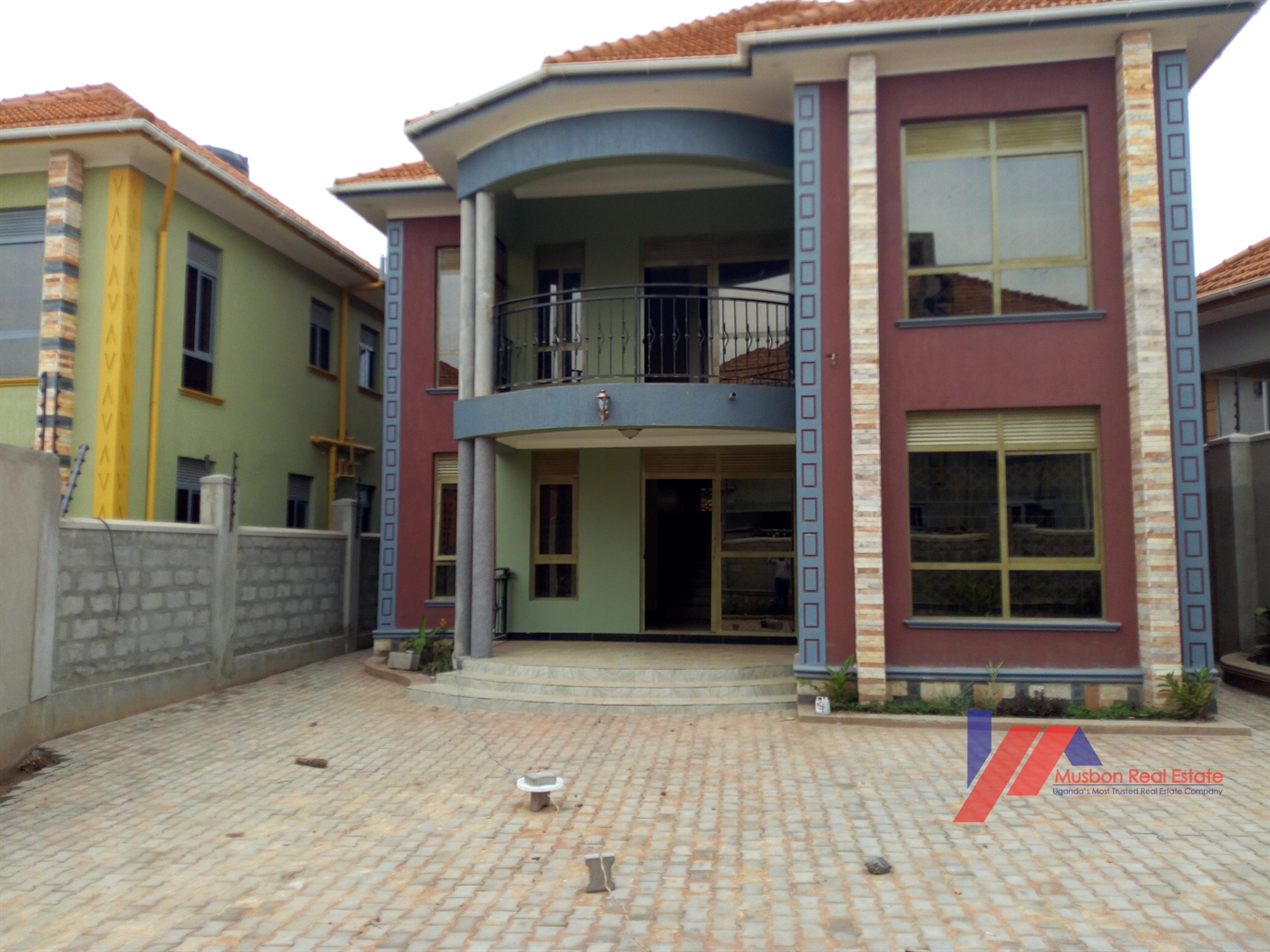 Mansion for sale in Kiwaatule Kampala