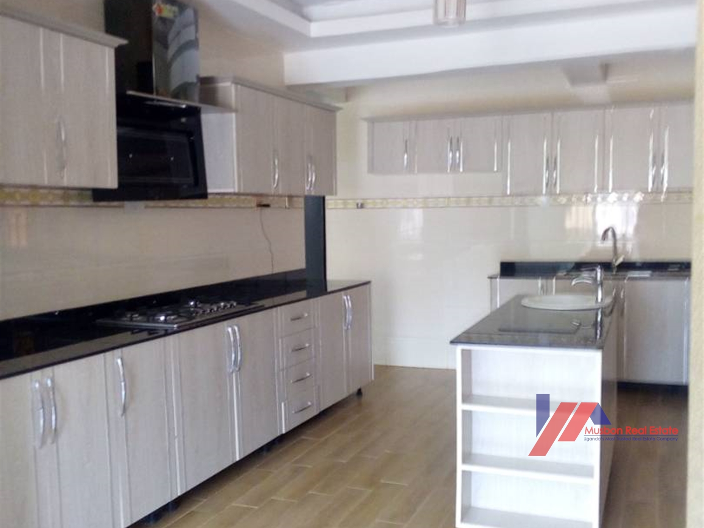 Mansion for sale in Kiwaatule Kampala