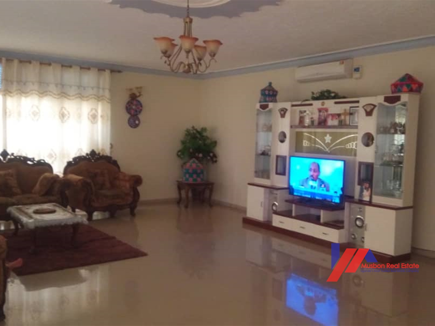 Mansion for sale in Munyonyo Kampala