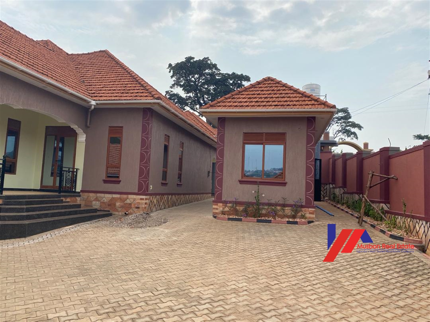 Bungalow for sale in Mutungo Kampala