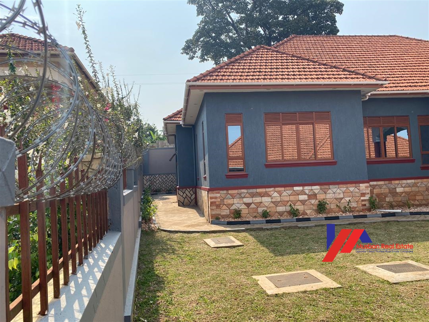 Bungalow for sale in Mutungo Kampala