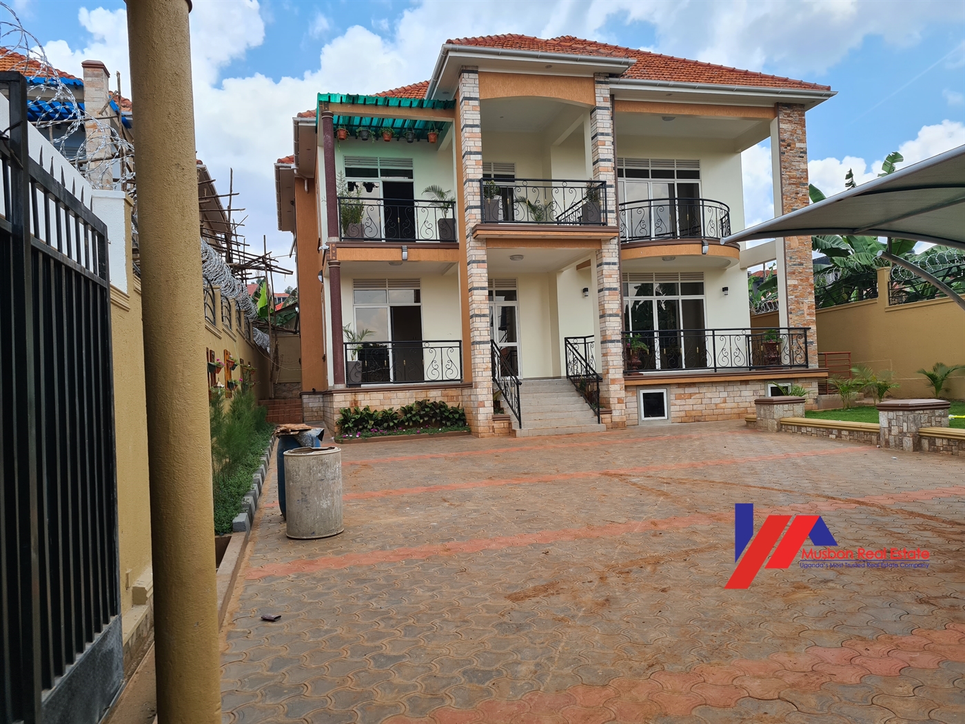 Mansion for sale in Kisaasi Kampala