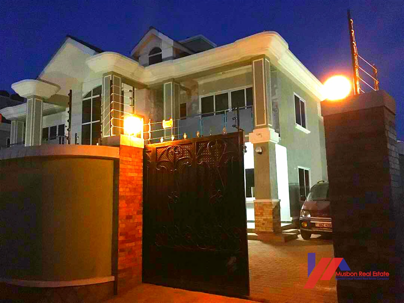 Mansion for sale in Munyonyo Kampala