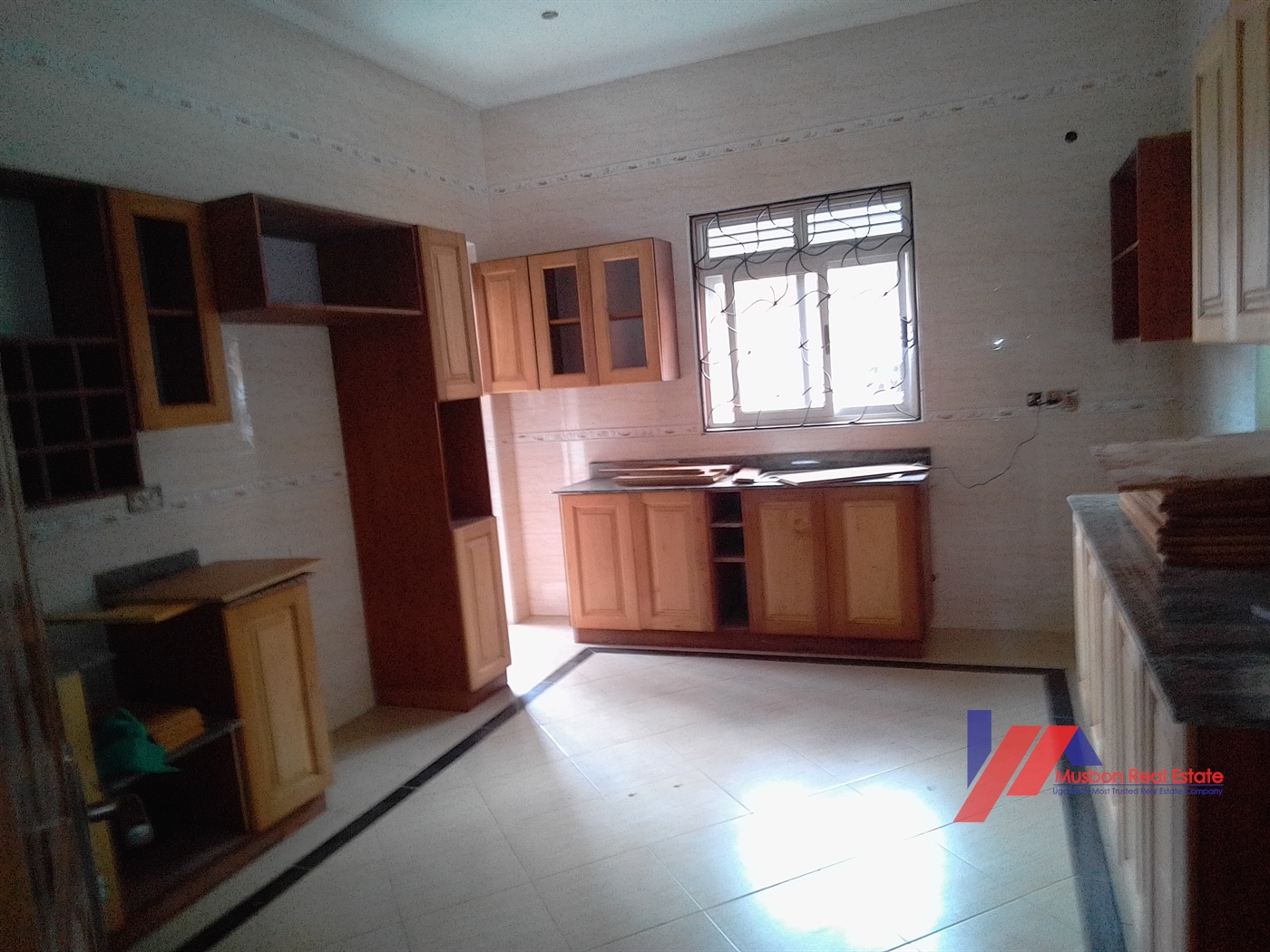 Maisonette for sale in Kira Wakiso