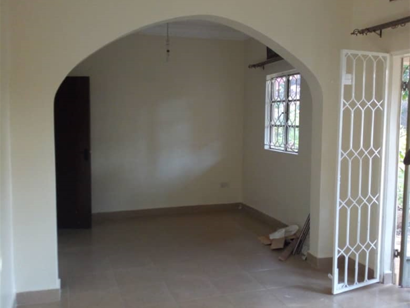 Bungalow for rent in Kyambogo Kampala