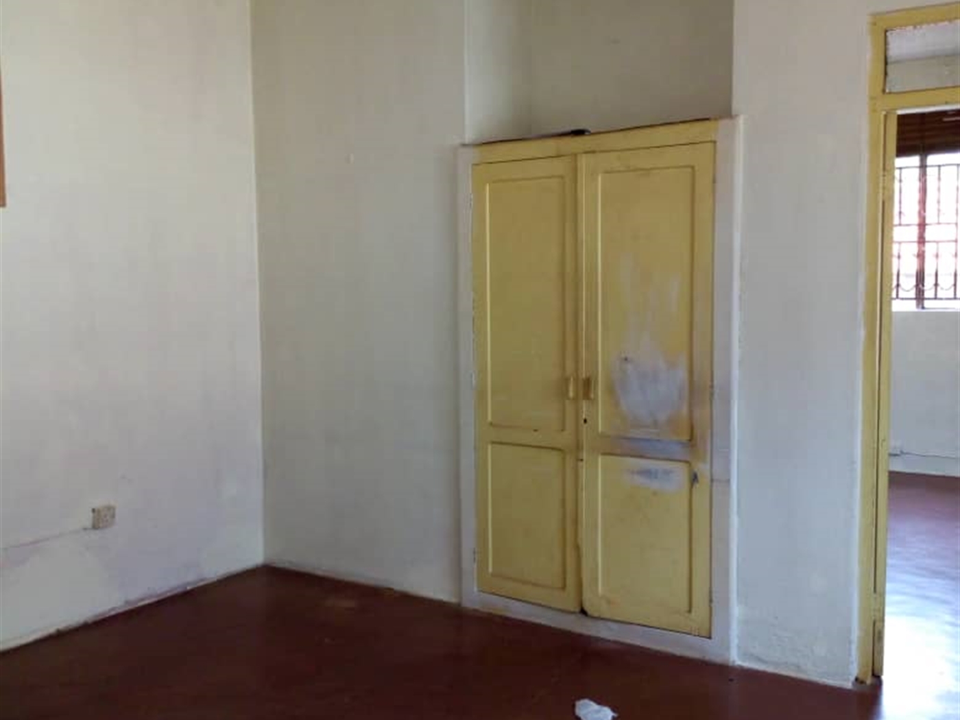 Bungalow for rent in Kamwokya Kampala