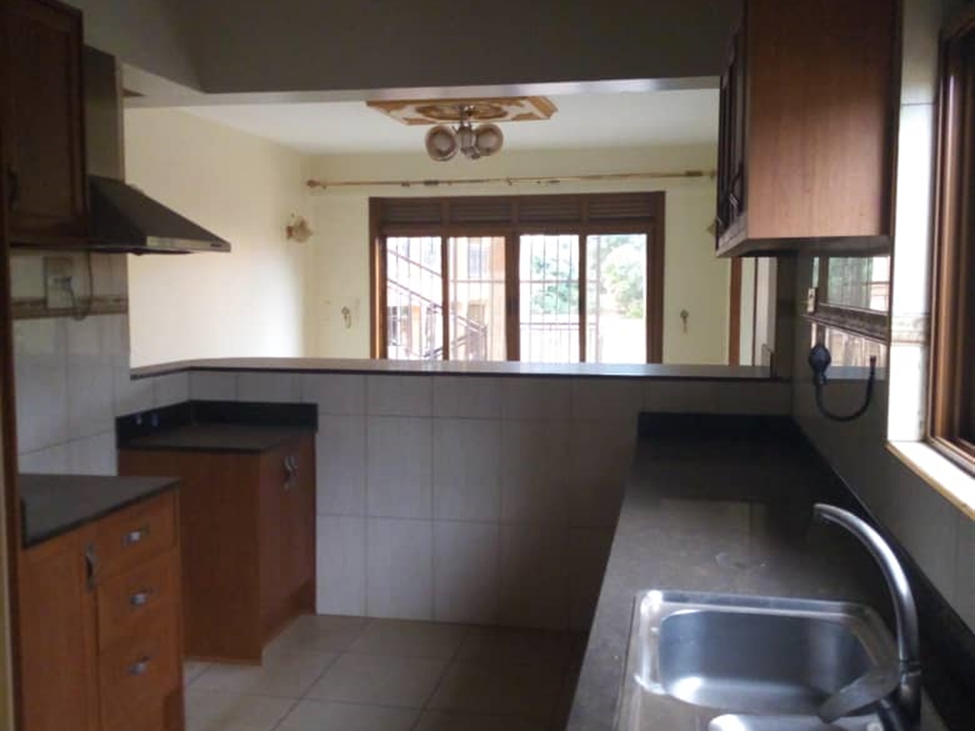 Apartment for rent in Bugoloobi Kampala