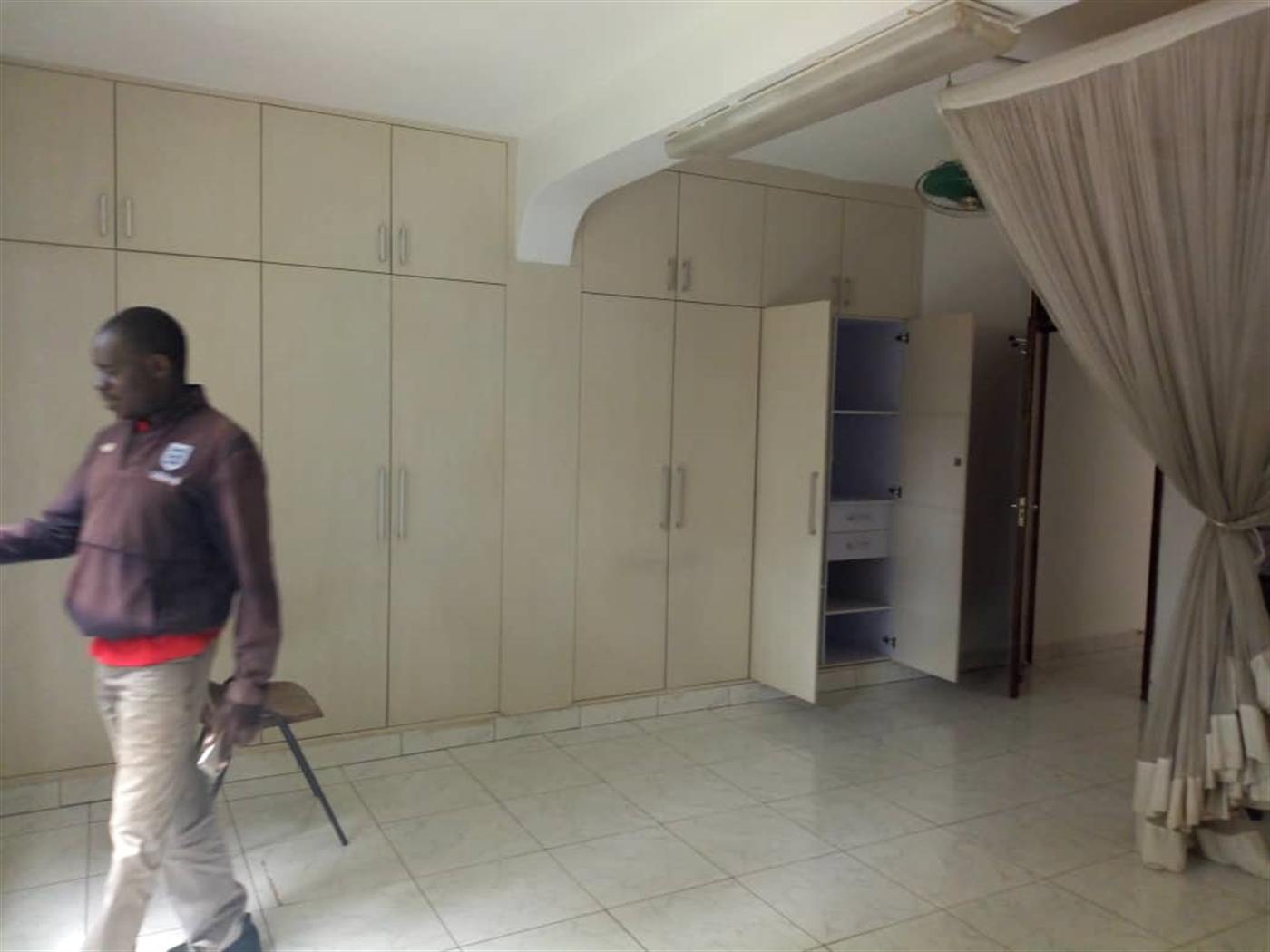 Apartment for rent in Bugoloobi Kampala