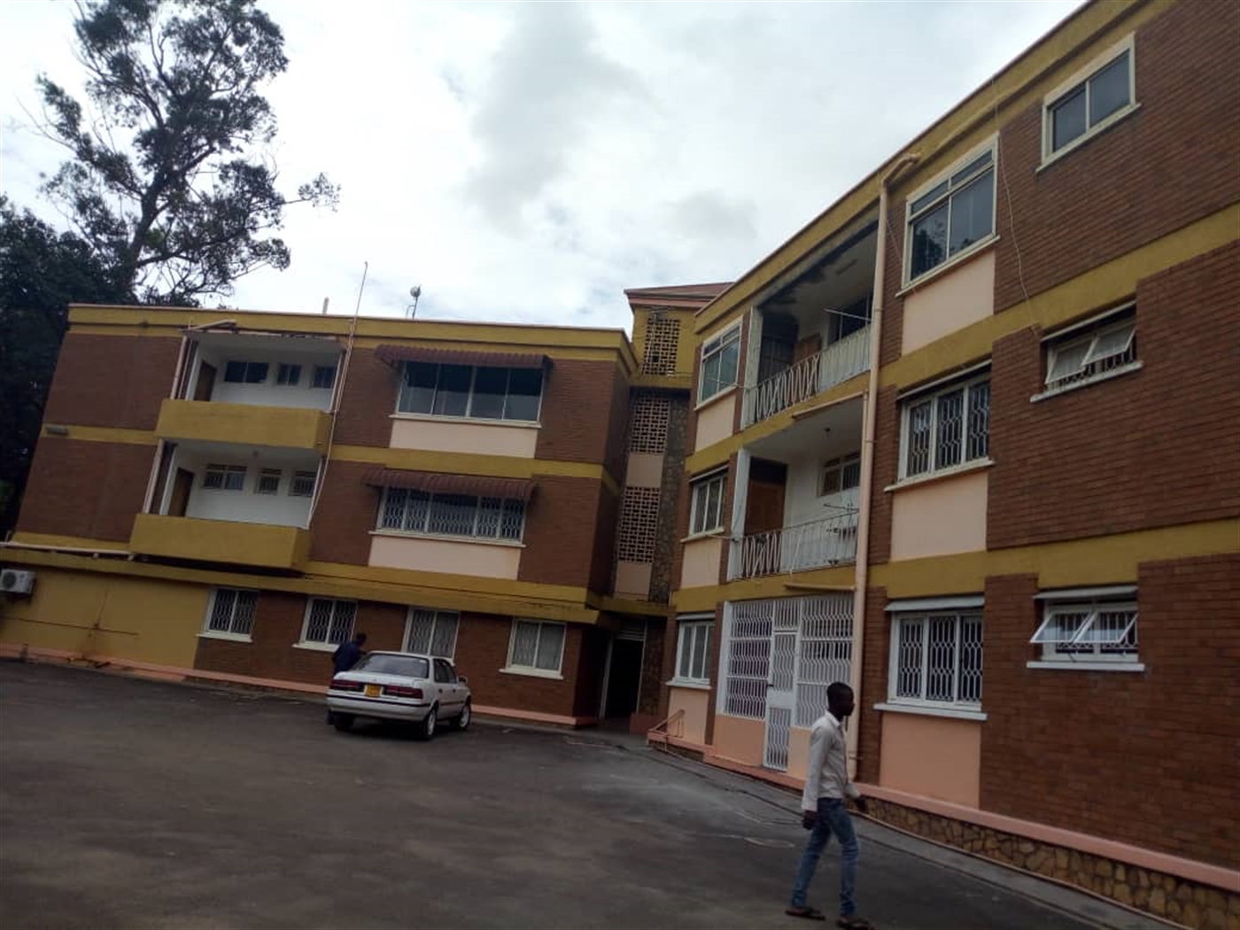 Apartment for rent in Bugoloobi Kampala