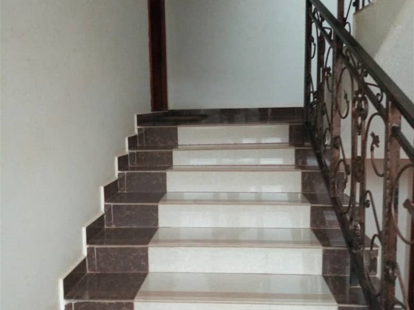 Apartment for rent in Bugoloobi Kampala