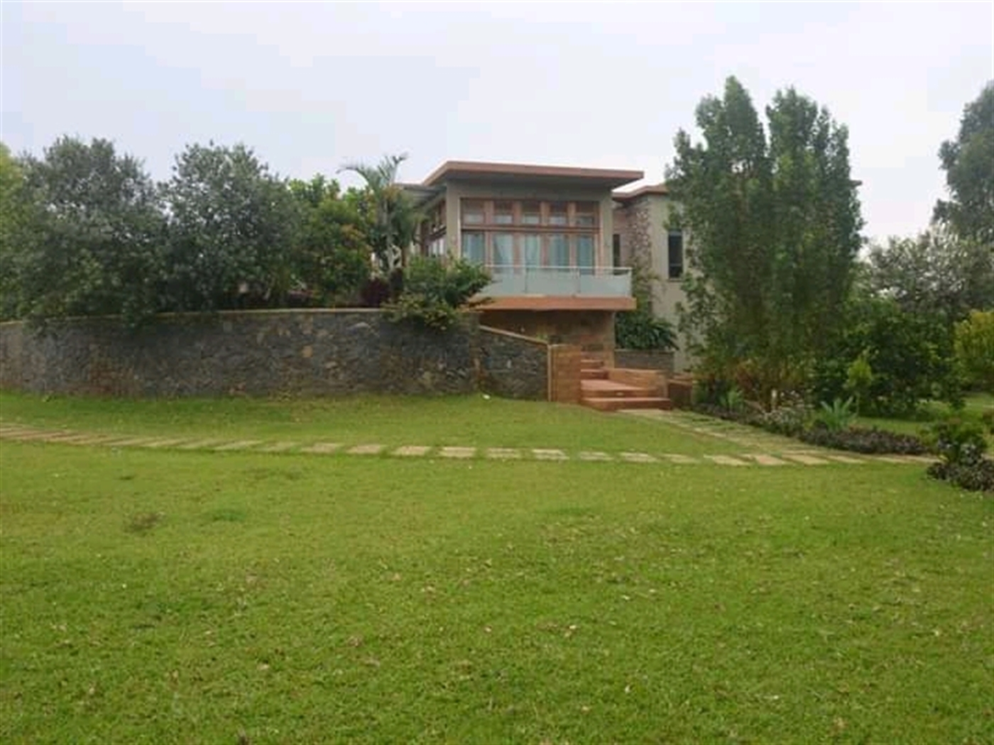 Mansion for sale in Nkumba Wakiso