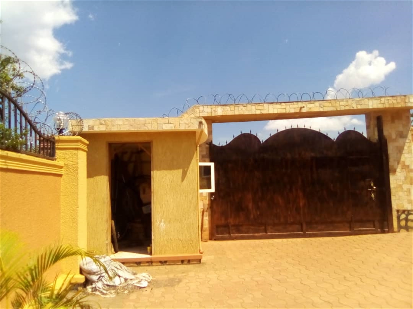 Bungalow for sale in Gayaza Wakiso