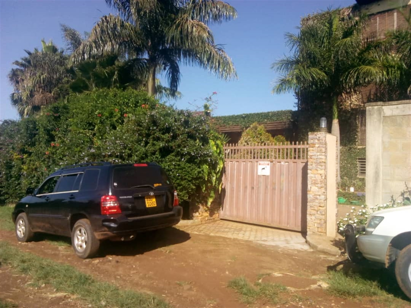 Mansion for sale in Garuga Wakiso