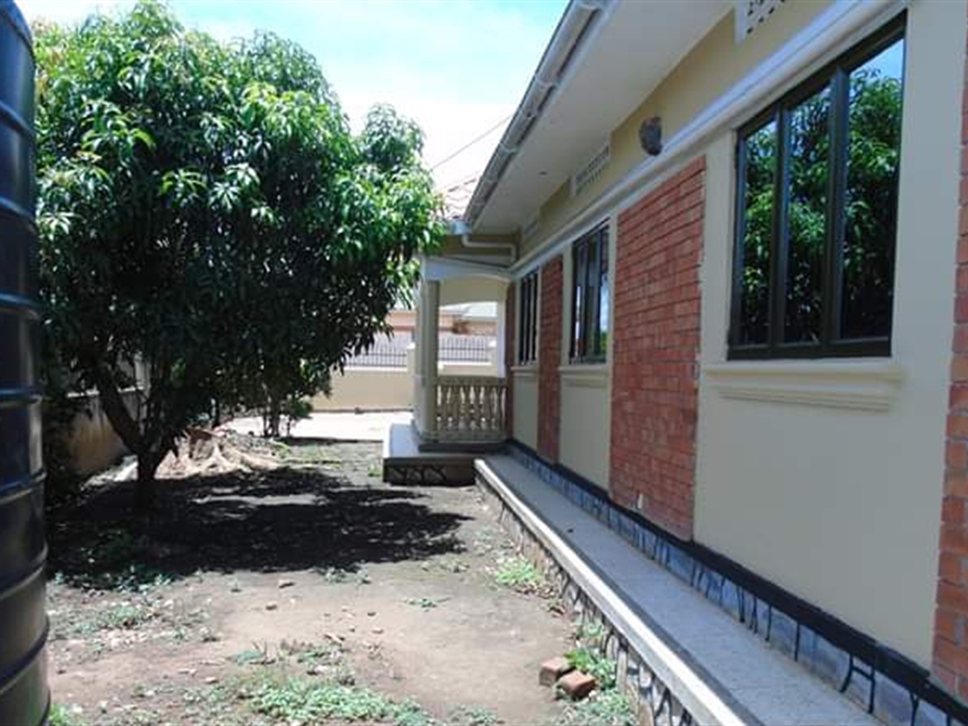 Bungalow for sale in Mukono Mukono