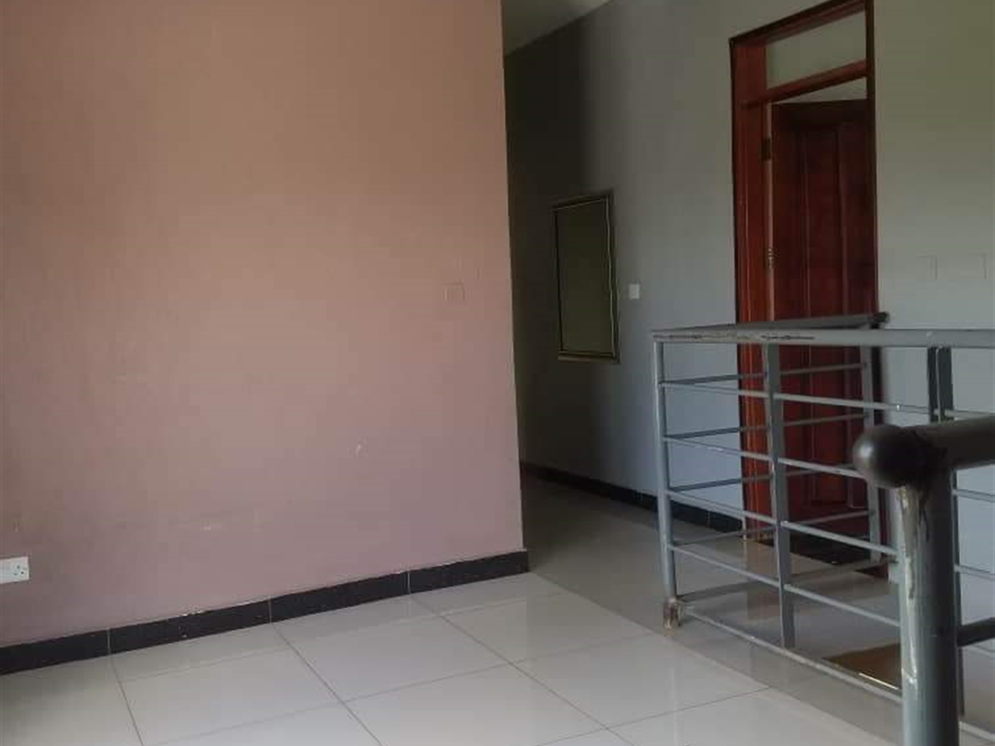 Villa for sale in Kira Wakiso