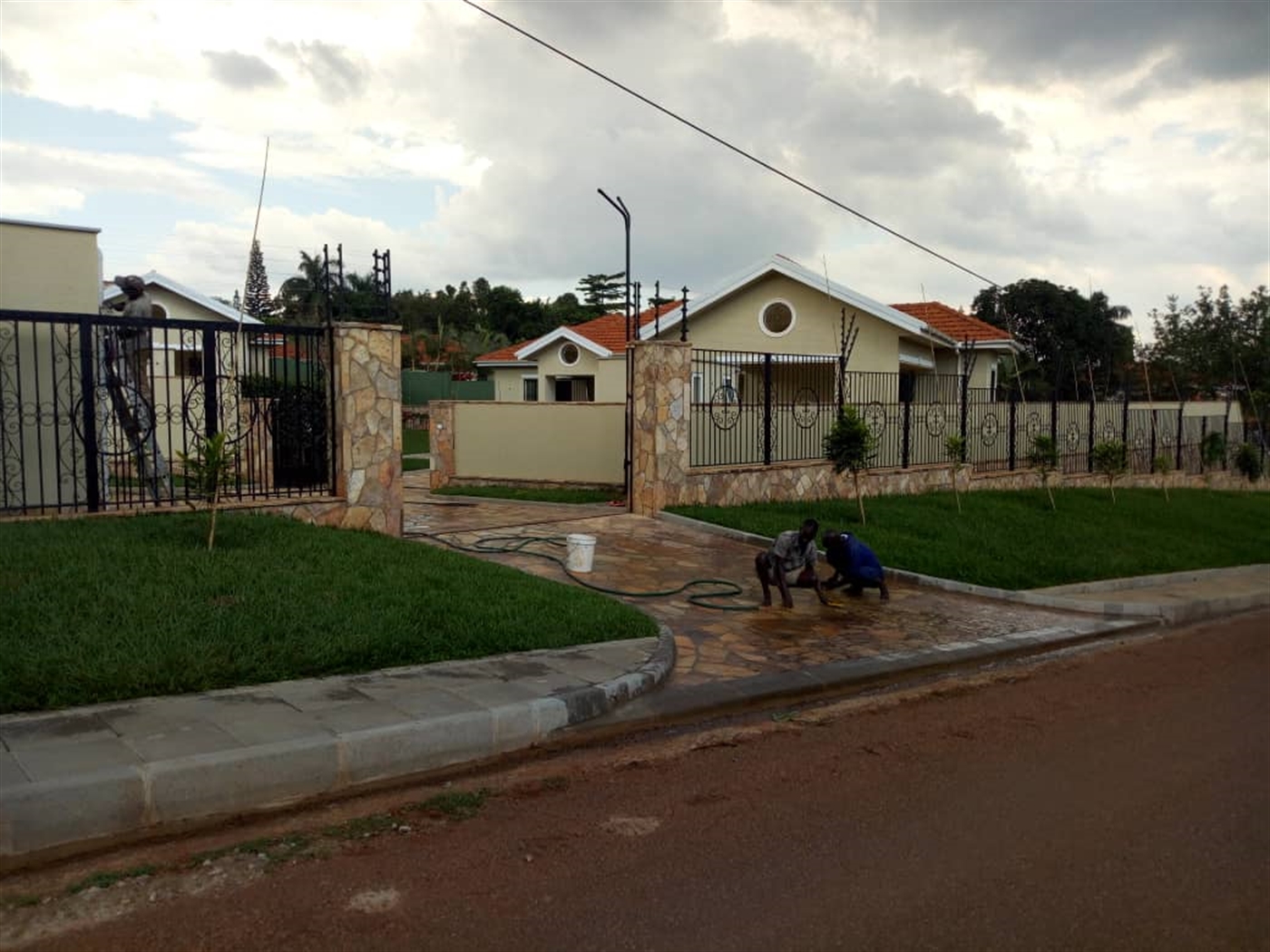 Bungalow for rent in Naguru Kampala