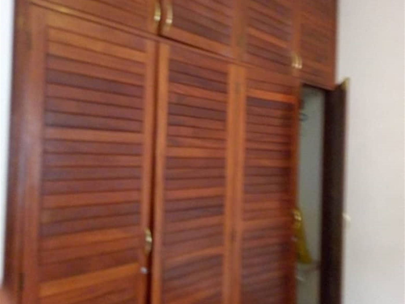 Storeyed house for rent in Kololo Kampala