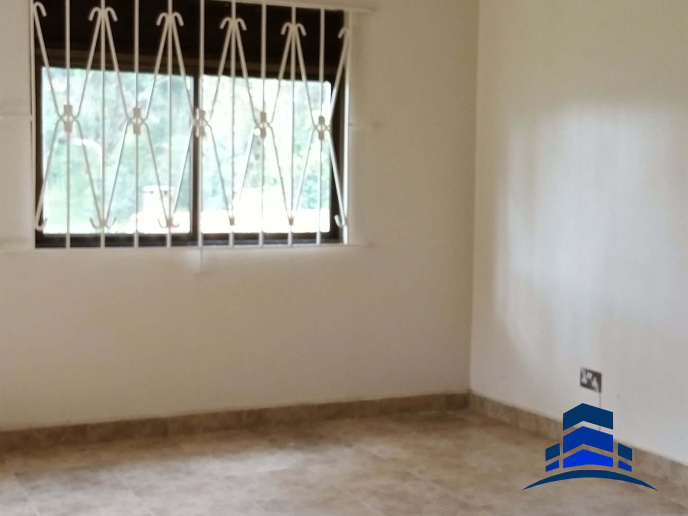 Bungalow for rent in Kololo Kampala