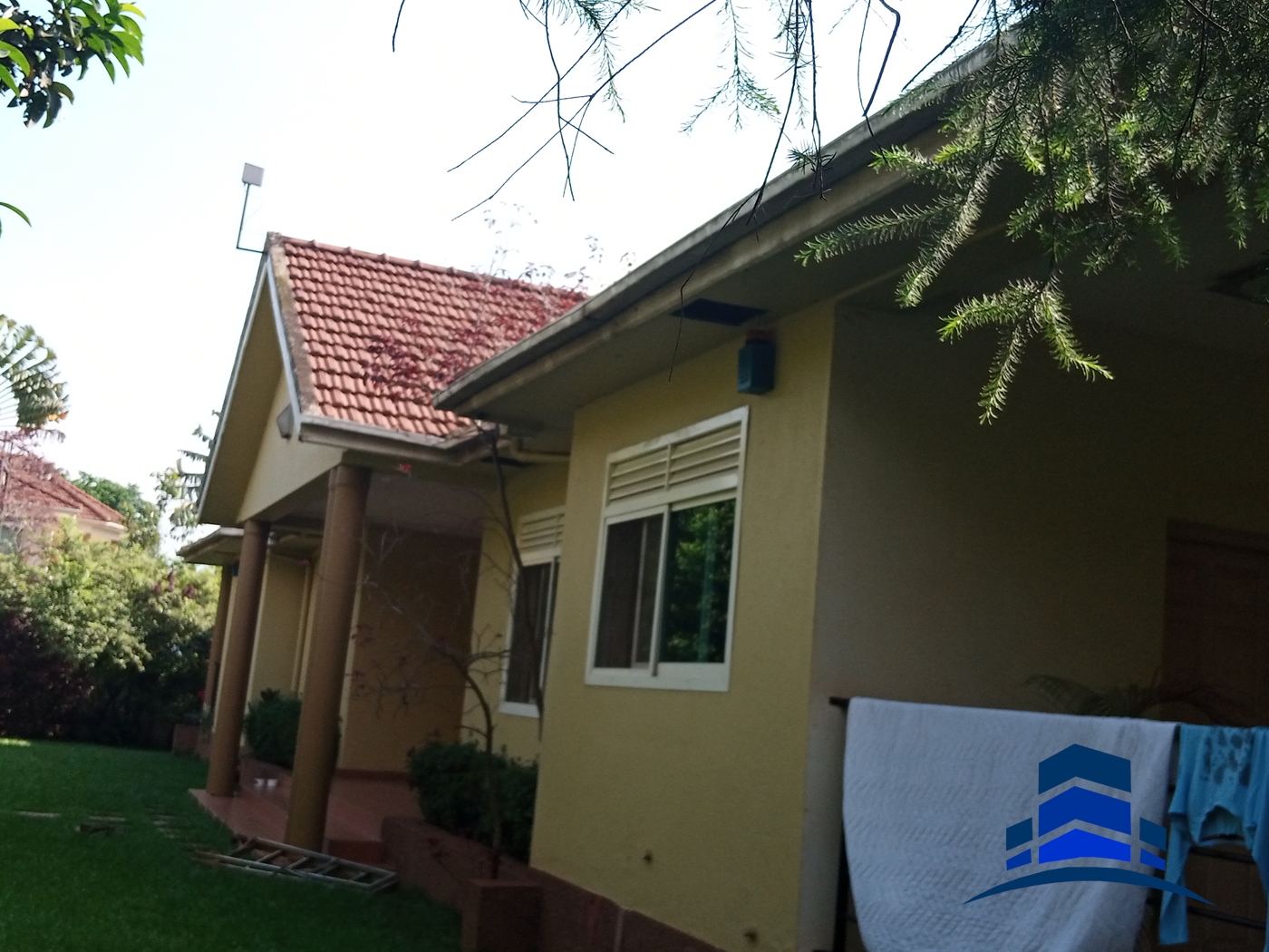 Bungalow for rent in Naguru Kampala