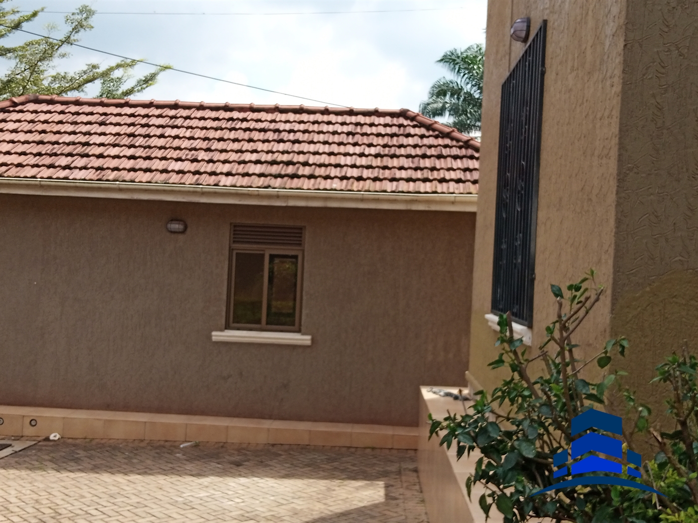 Bungalow for rent in Naguru Kampala