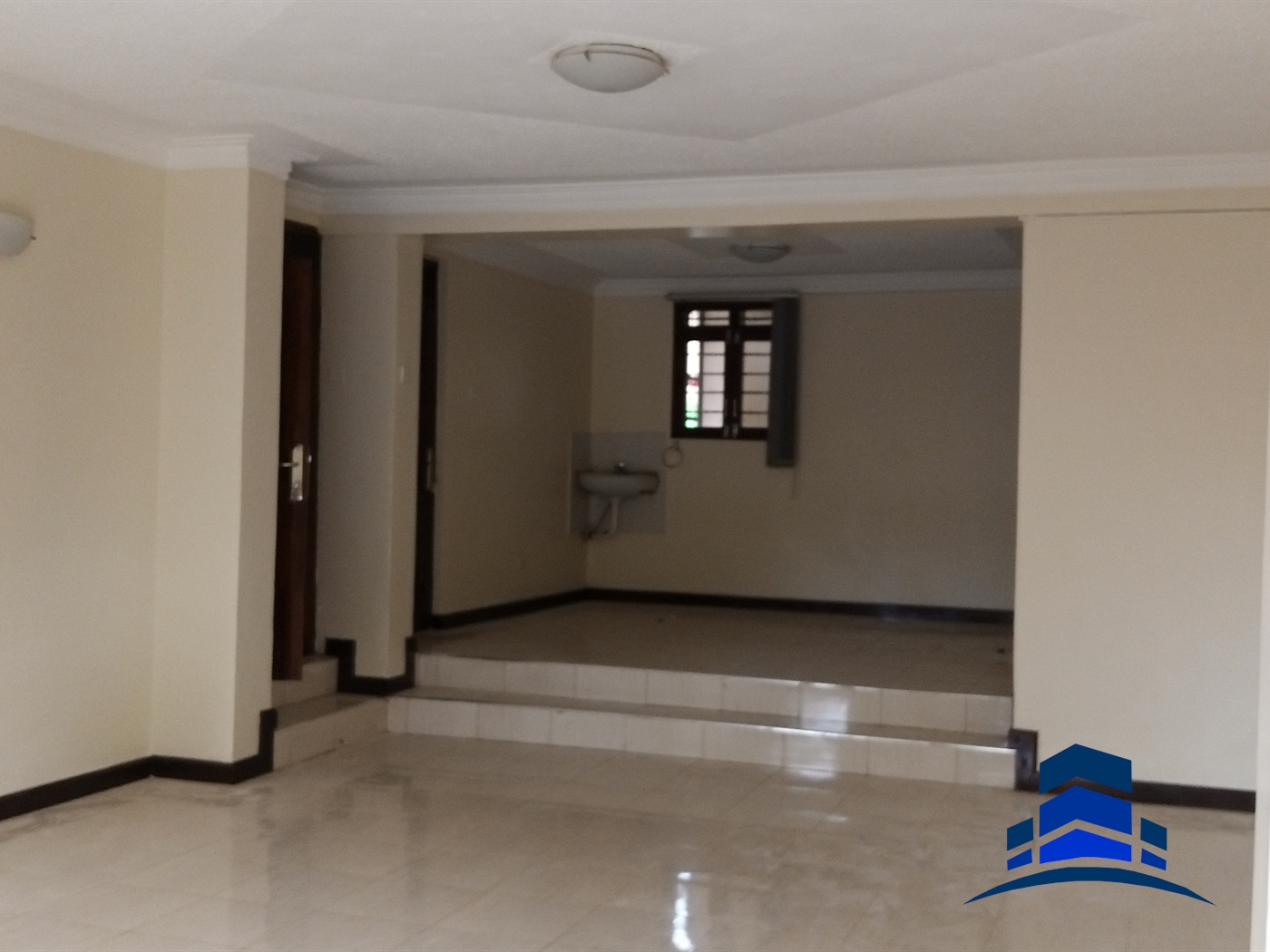 Duplex for rent in Naguru Kampala