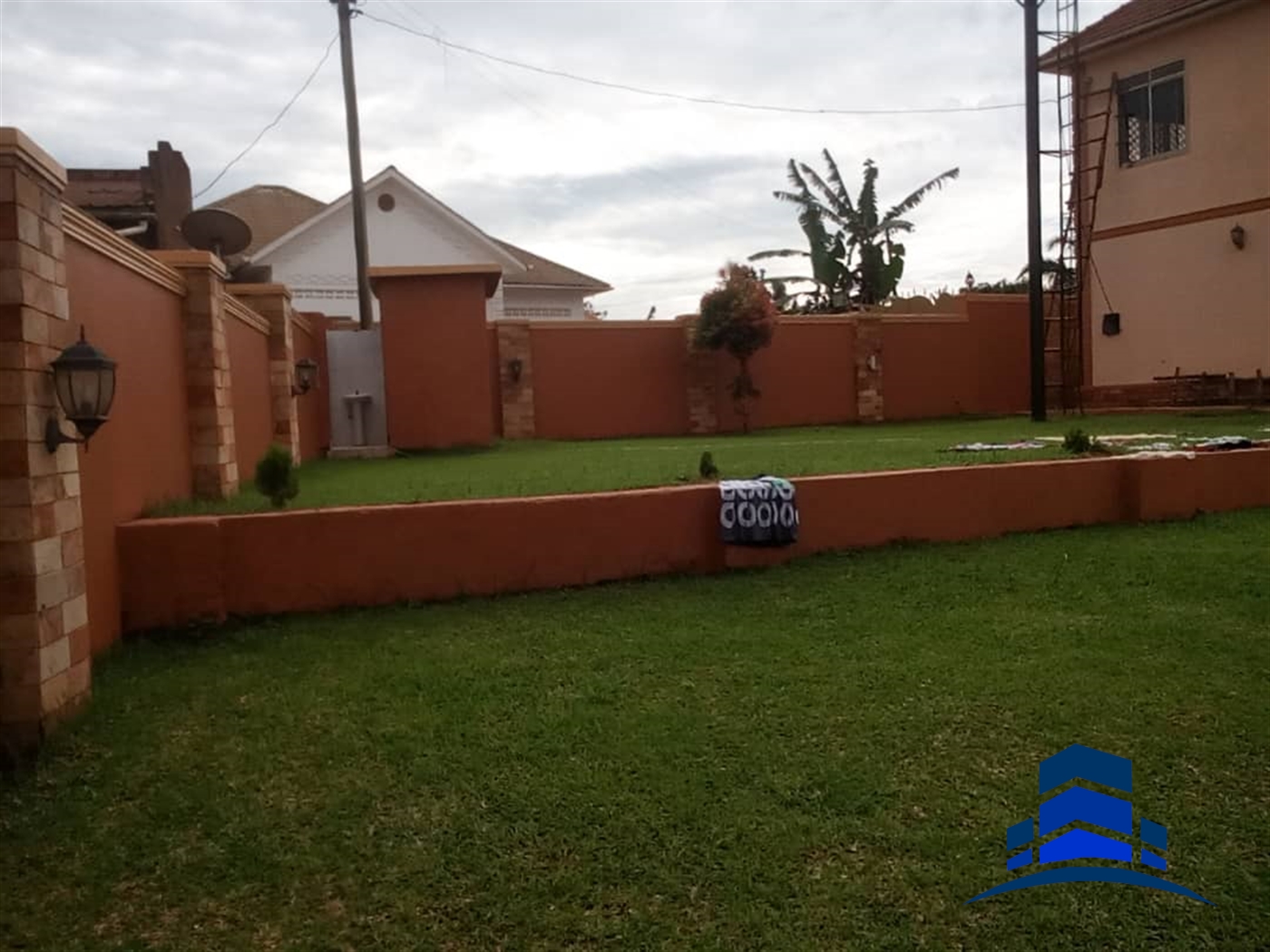 Mansion for sale in Bweya Wakiso