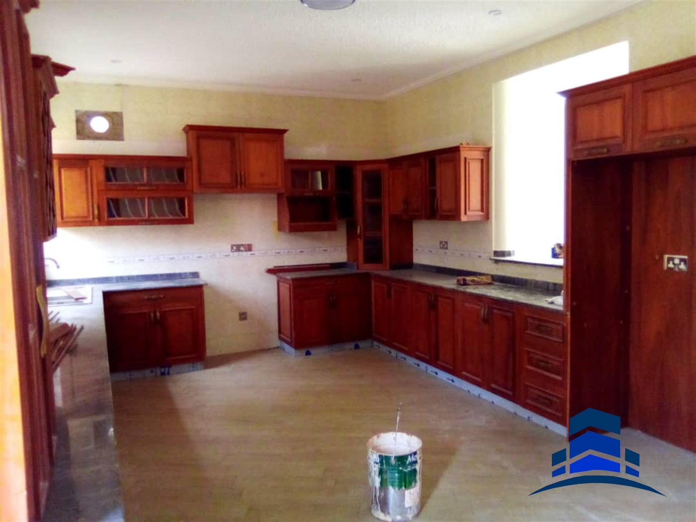 Duplex for sale in Buziga Kampala